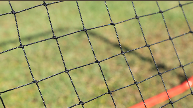 3-ply and 5-ply twisted netting material close-up